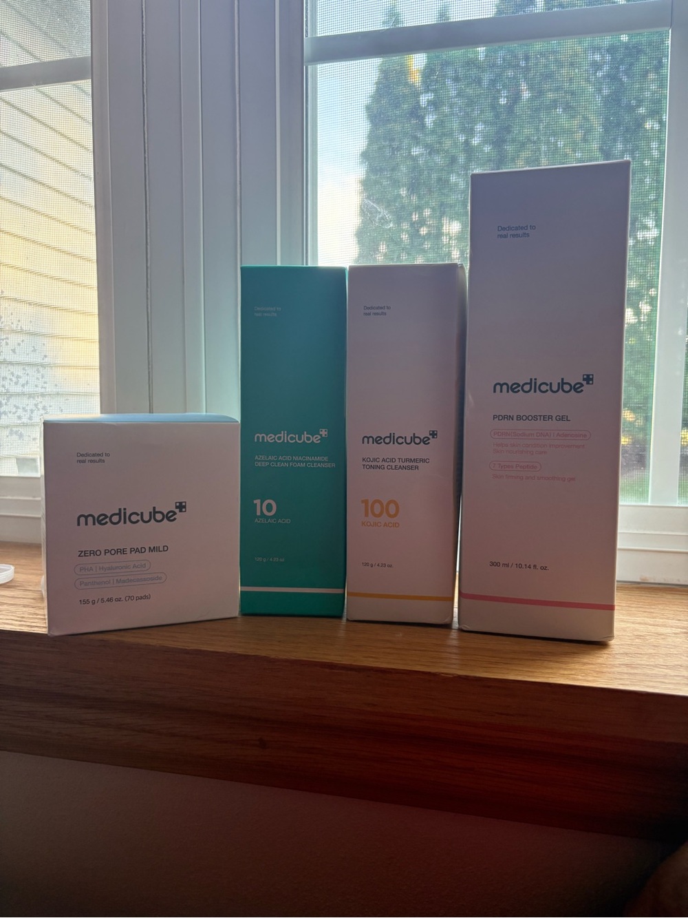 Medicube Pink Pore Booster Gel – Gentle Pore Refining Cleanser